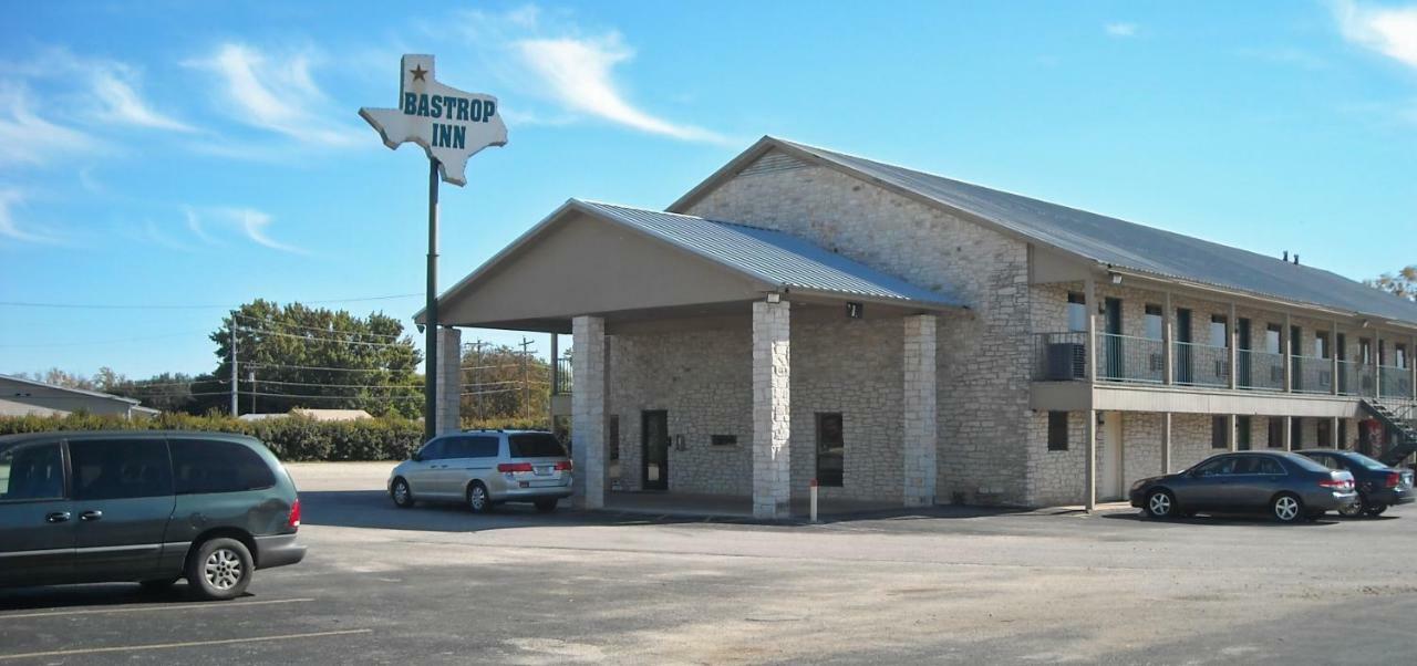 Bastrop Inn ภายนอก รูปภาพ
